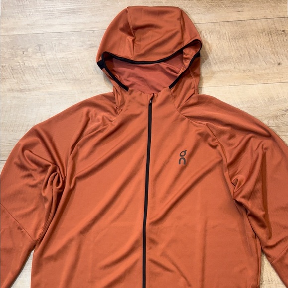 On Running Men's Climate Zip Hoodie Size XL - Picture 6 of 11